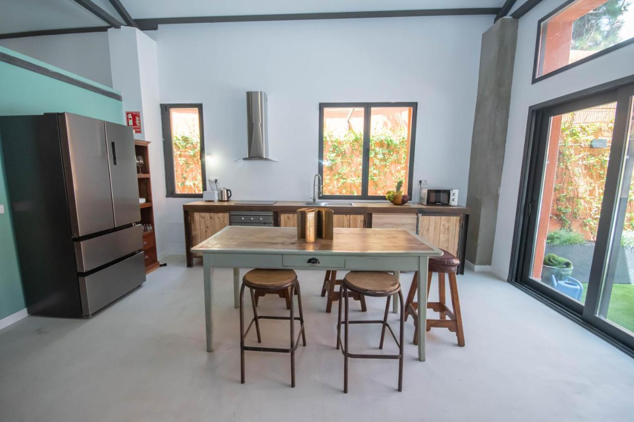Elegant And Luxurious Temporal In Pdd5 Apartment Madrid