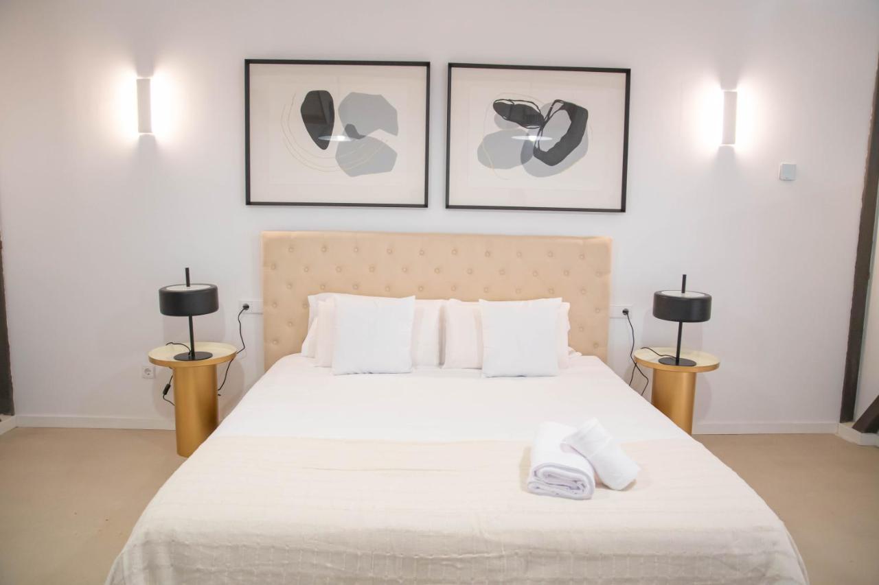 Elegant And Luxurious Temporal In Pdd5 Apartment Madrid